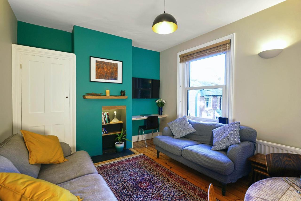 Tastefully Decorated 1-Bed With Free Parking - At Hem Winchester Exterior foto