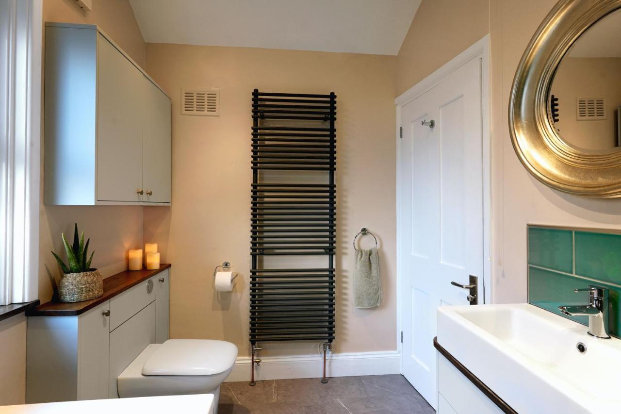 Tastefully Decorated 1-Bed With Free Parking - At Hem Winchester Exterior foto